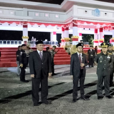 Kepala Kemenag Bone Hadiri Malam Taptu dan Pawai Obor Peringatan HUT RI ke-79