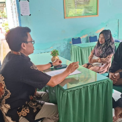 Sepasang Calong Pengantin Dapat Bimbingan Perkawinan di KUA Lamuru