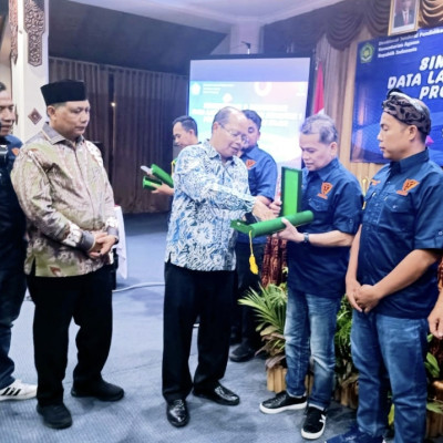 Kanwil Kemenag Sulsel Penyusun Laporan Keuangan Terbaik Kategori Satker Besar