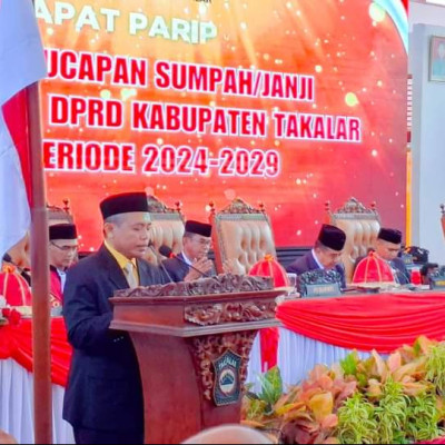 Kepala Kemenag Takalar Solihin Baca Doa Di Pelantikan 35  Anggota DPRD Takalar