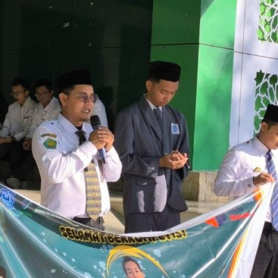 Doa Bersama Iringi Langkah Siswa MAN IC Gowa Bertarung di OSN Nasional 2024