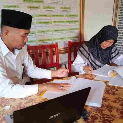 Supervisi Administrasi Pembelajaran di MA Biharul Ulum Ma'arif