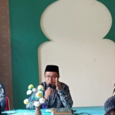 Maksimalkan Pelayanan Dan Pencatatan Nikah Kepala KUA Sinjai Selatan Adakan Pertemuan dengan Imam Kelurahan/Desa