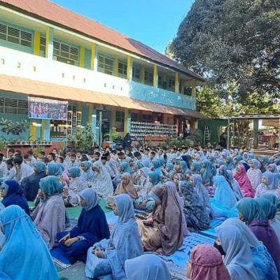 Jumat Ibadah di MTsN Gowa : Wadah Pembentukan Karakter