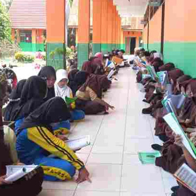 Kegiatan Yasinan Rutin di MIN Pinrang Memperkuat Spiritualitas Madrasah