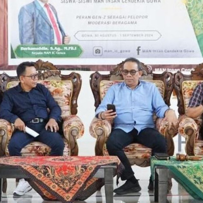 Penguatan Moderasi Beragama di MAN IC Gowa, Kakankemenag : Gen-Z Sebagai Kontrol Sosial di Medsos