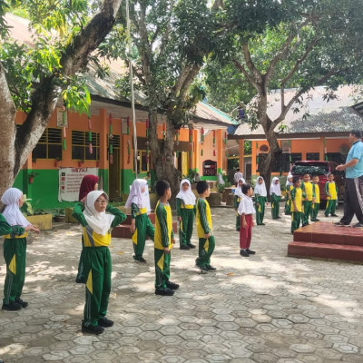 Pembelajaran Praktek di Luar Kelas Mapel PJOK di MIN 1 Bulukumba, Sangat Inspiratif!