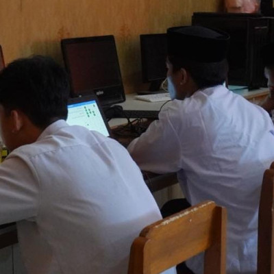 Dua Santri Imam Asy-syathiby Lolos OBA Tingkat Provinsi Sulawesi Selatan