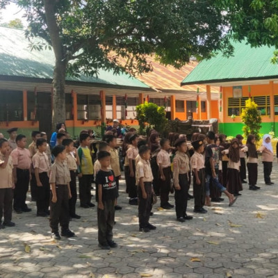 Aktualisasi Keterampilan Non-Akademik Peserta Didik, MIN 1 Bulukumba Gelar Pembinaan Rutin Ekskul Kepramukaan