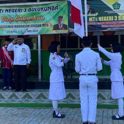 Gaungkan Nilai-Nilai Pancasila, MTsN 3 Bulukumba Gelar Upacara Hari Kesaktian Pancasila