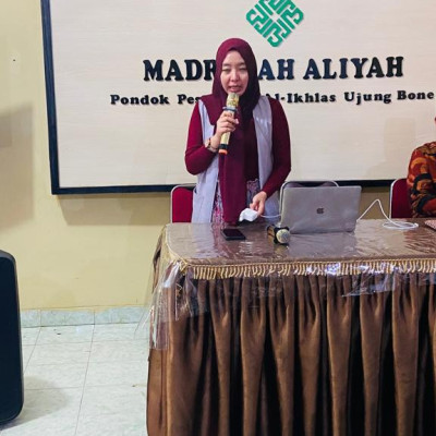 Guru MA Al-Ikhlas Ujung Tingkatkan Kompetensi Digital Bersama Quipper School Premium