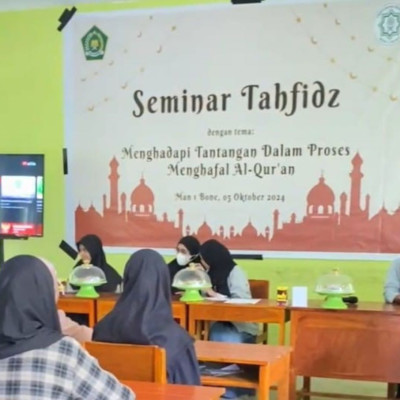 Bangun Generasi Penghafal: Tahfidz MAN 1 Bone Gelar Seminar dan Khataman Al-Qur'an