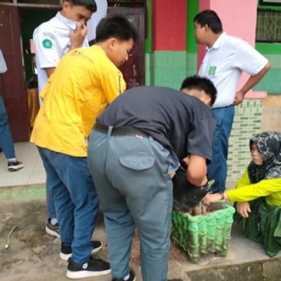 Tanamkan Displin Kebersihan Sejak Dini, Ini Yang dilakukan MAN Baranti