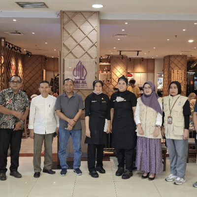 Kemenag Kota Makassar Laksanakan Mandatory Produk Halal di Mall Panakkukang 