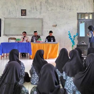 Sosialisasi Pemilih Pemula di MAN 1 Kota Parepare: Siapkan Pemilu Raya Madrasah