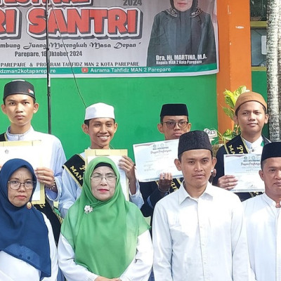 Anugerah Penghargaan Santri Tahfiz MAN 2 Kota Parepare