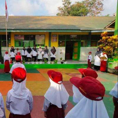 Perayaan Hari Sumpah Pemuda ke-96 di MIN 8 Bone Penuh Khidmat