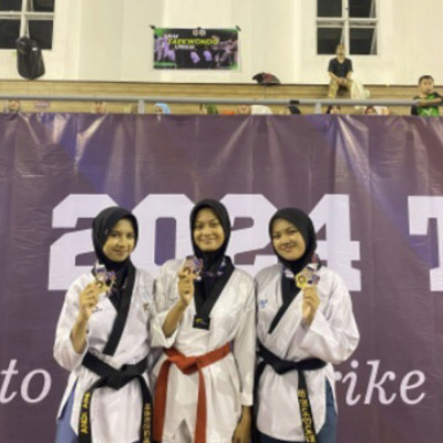 Atlet Taekwondo MAN 2 Kota Makassar Berjaya di Unhas CUP