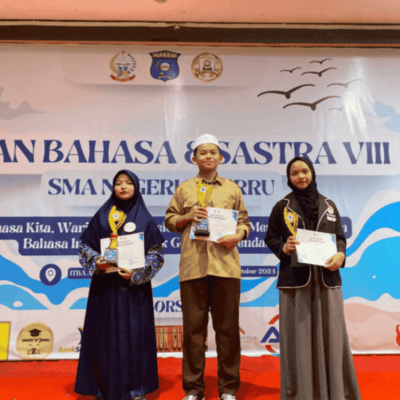 Santri Pondok Pesantren DDI Mangkoso Raih Prestasi di Bulan Bahasa dan Sastra VIII SMA Negeri 6 Barru