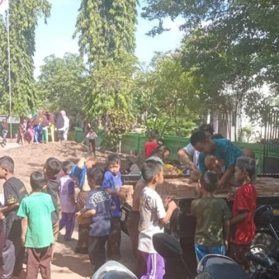 Swadaya Masyarakat, MIM Kacci-Kacci Gowa Terima Bantuan Batu Bata