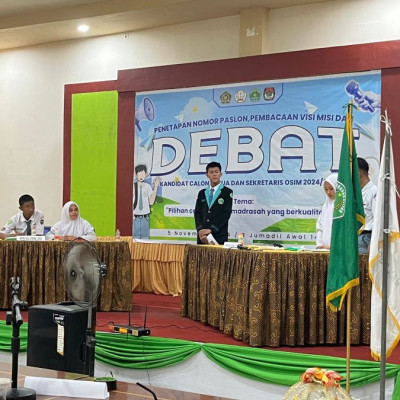 Debat Seru Pemilihan Ketua OSIM MAN 1 Bone: Dua Paslon Adu Visi-Misi 