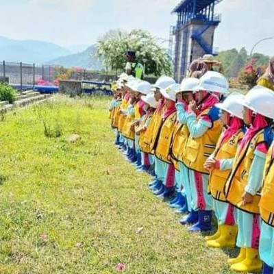 Tumbuhkan Rasa Cinta Lingkungan, RA Nurul Jamiah Gowa Ajak Siswa Kunjungi Bendungan Bili-Bili