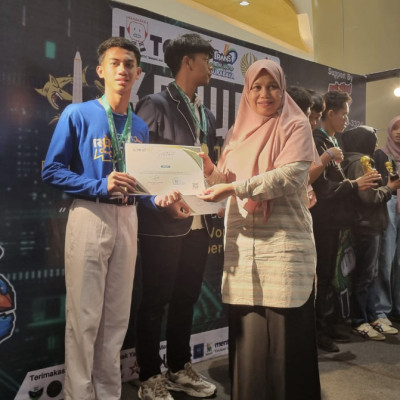 Tim Robotik MAN 1 Kota Makassar Panen Juara di Kejurnas Robotika Nasional 2024