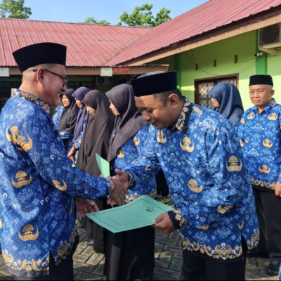 19 Pegawai Kemenag Maros Naik Pangkat