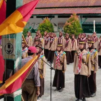 Perkenalkan Pramuka kepada Siswa, Ambalan Annisa MA DDI Lil Banat Gelar PTA