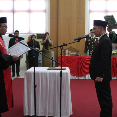 Ustadz Yusri Idrus hadir Sebagai Rohaniwan Pada Rapat Paripurna DPRD Kab. Luwu