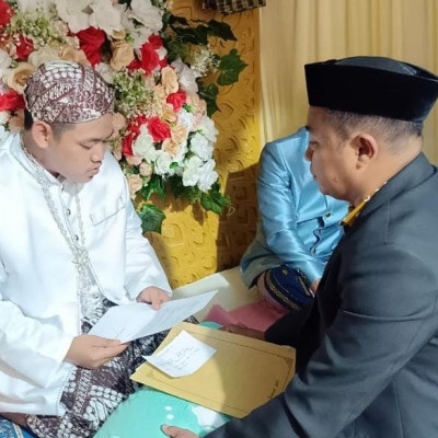 Penghulu KUA Parigi Bahas Keutamaan Nikah di Sicini