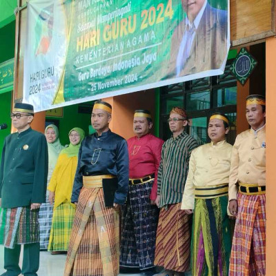 Peringatan Hari Guru Nasional, Kakan Kemenag Selayar: Tetap Perhatikan Peningkatan Kualitas Generasi Muda