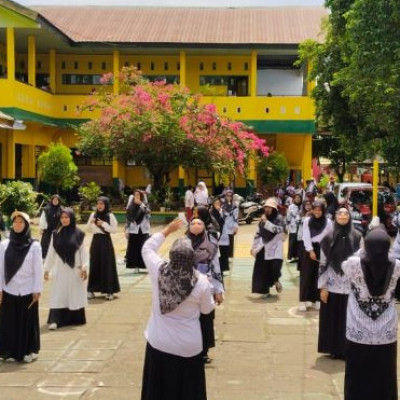 Berlangsung Meriah, Hari Guru Nasional di MIN 3 Bone Diwarnai dengan Lomba Antar Guru