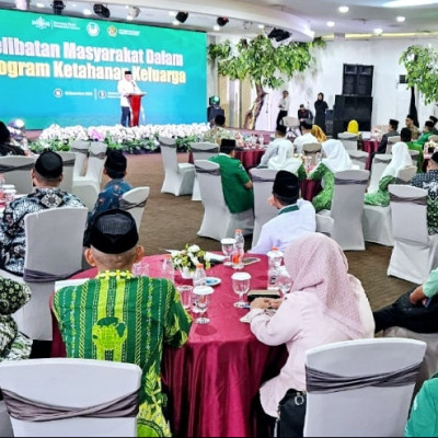 PBNU Gelar Sosialisasi Gerakan Keluarga Maslahat di Makassar, Prof. Kamaruddin Amin : Indonesai Beruntung Miliki NU