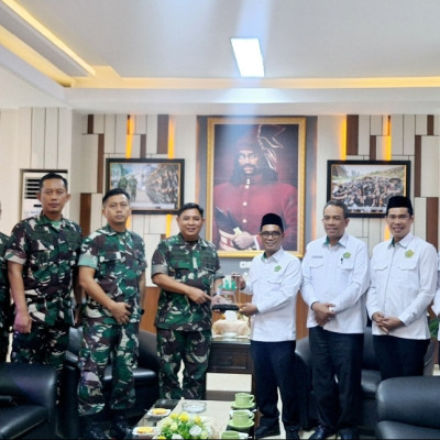 Jajaki Kerja Sama dengan TNI, Kakanwil Kemenag Sulsel Temui Pangdam XIV Hasanuddin