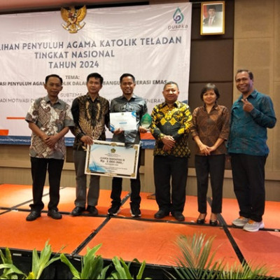 Cornelius Timang Asal Luwu Raih Juara Harapan 3 Nasional Lomba Penyuluh Agama Katolik Teladan