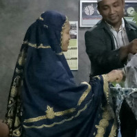 Wabup Serahkan Bibit Tanaman Pekarangan Kepada Kelompok Wanita Tani