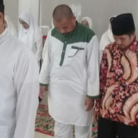 PEMBERDAYAAN PENYULUH KUA KECAMATAN UJUNG LEWAT PENDAMPINGAN MANASIK HAJI