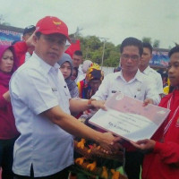 Siswa MTs DDI Walimpong Juara 2 Olahraga Egrang Tingkat Nasional