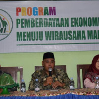 Kasubag TU Kemenag Sinjai Harapkan Penyuluh dapat Berperan Majukan Ekonomi Umat   