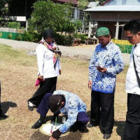 Penyelengara Syariah Kemenag Jeneponto Kembali Ukur arah Kiblat 