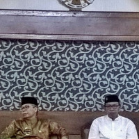 Kakankemenag Parepare Hadiri Pelepasan Jamaah Umrah 16 Guru Mengaji + 1 Daâ€™i 