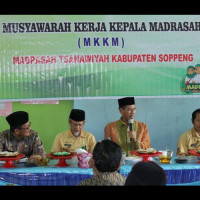 Kepala Kemenag Soppeng Buka MKKM Tingkat MTs