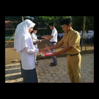 Pemenang Lomba Dakwah Terima Hadiah, Pembina OSIS Puji Kinerja OSIS