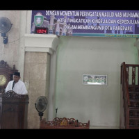 KAKANKEMENAG PAREPARE BAWAKAN URAIAN HIKMAH MAULID DI MASJID AGUNG